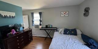 118 Maple Ave Gallery 1
