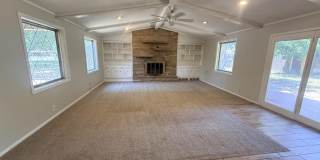 3018 68th Street Gallery 2