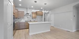 392 W Ridges Boulevard Gallery 8