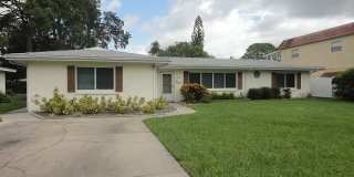 Venice, FL 4BR/2BA SFH on Venice Island Gallery 1