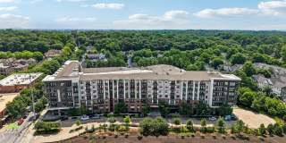 915 Glenwood Apartments at Grant Park Gallery 64