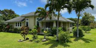 For Rent: Gorgeous 3 Bed, 2 Bath Custom Home  Large Lanai Gallery 1