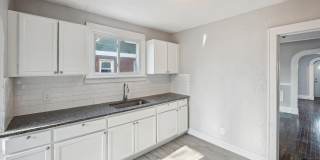 3 bedroom 2 bath $1375 3 bedroom 2 bath $1375 Gallery 21