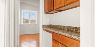Grand 4-Bedroom San Leandro Home w/ Custom Upgrades Grand 4-Bedroom San Leandro Home w/ Custom Upgrades Gallery 47