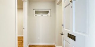 1Bd/1Ba Seattle Duplex Gallery 4