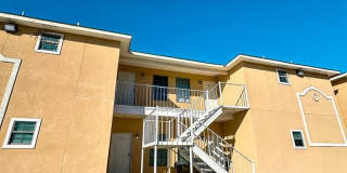 391 Riverside Dr Gallery 1