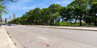 910 S Michigan Avenue Gallery 16
