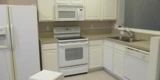 3684 SUMMERLIN Lane E Gallery 2