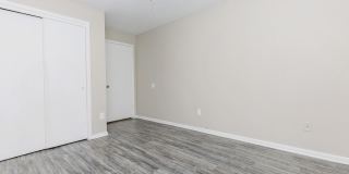 Westlake Apartments Gallery 23