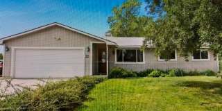 Lovely 3 Bed, 2 Bath Home on Cul-de-Sac Gallery 1