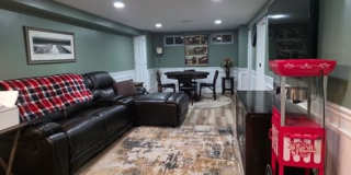 Spacious 4BR 2 BA House in Lindenhurst Gallery 23