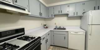 2570 RIVA Road Gallery 7