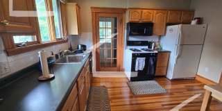3 bed in Brighton steps from BC Gallery 8