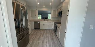 3 Bedroom 2.5 Bathroom Townhome located in Pelican Bay Gallery 12