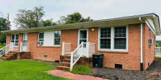 2 Bedroom 1 bath Duplex Gallery 1