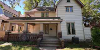 4 bedroom 2 bathroom Historic Home Downtown Manhattan KS Gallery 1