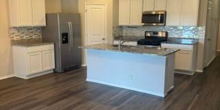 4 Bedroom 2 Bath Gallery 24