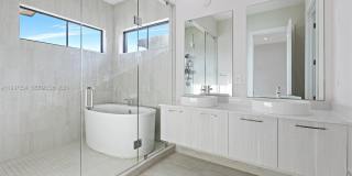 8225 NW 43rd St Gallery 15