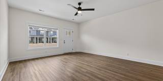 Pet Friendly Two Bedroom! Gallery 5