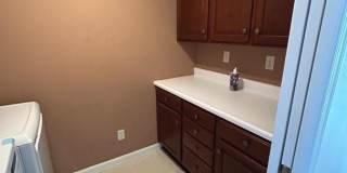 91 Roseland Ave Gallery 19