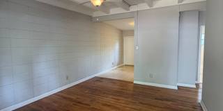 717 Edgewood Street Duplex Gallery 14