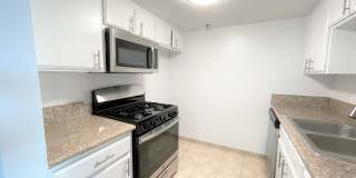 400-420 N. Oakland Ave. Gallery 8