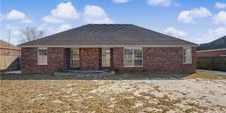 585 Lynn Drive Gallery 19