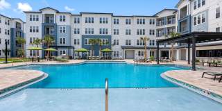 Apela House Gallery 24