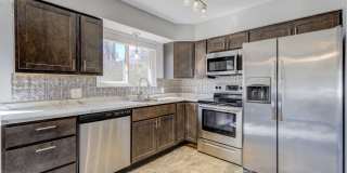 Renovated Pet Friendly House Gallery 1