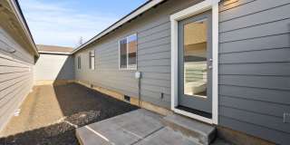50% OFF!!! Modern 3 Bed/2 Bath Single-Level Home with Open Living - Redmond Gallery 23