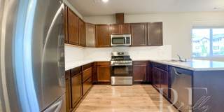Modern End-Unit Townhome with Private Fenced Yard, Gourmet Kitchen & Spacious Layout Gallery 13