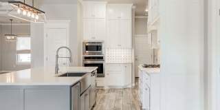 BEAUTIFUL 5 BED HOME  FOR LEASE Gallery 27