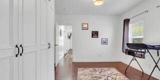 1906 Veteran Avenue Gallery 8