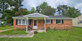 Gorgeous Home In Jacksonville! Gallery 1