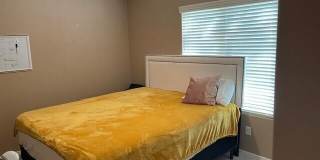 722 W Canary Gallery 21