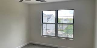 Beautiful 2 Bed, 1.5 Bath Townhome on the Edge of the Desirable Hill Neighborhood Available for Rent Gallery 13