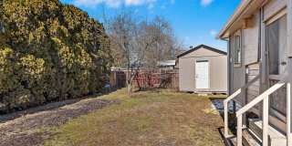 Updated 6 bedroom home is a must see!! Gallery 27