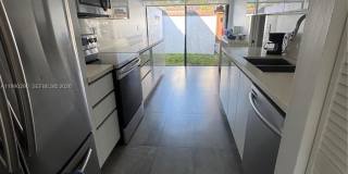 534 NE 195th St Gallery 9