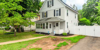 165 Oak Street Gallery 1