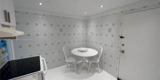5555 Collins Ave Gallery 8