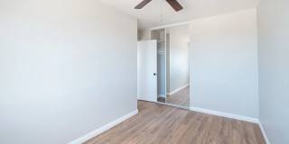2102 - 2108 Drescher Street Gallery 25