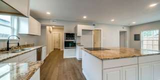 811 W Kings Gallery 21