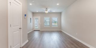 2 bedroom 2.5 bath home Gallery 6