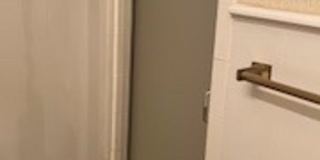 2325 South 38th Street Gallery 14