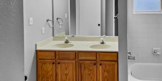 9315 BOWEN DR Gallery 21