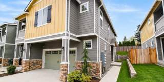 Newly Built Townhome 4bd 2.5ba Gallery 3