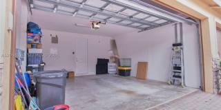 129 Riverwalk Cir E Gallery 23