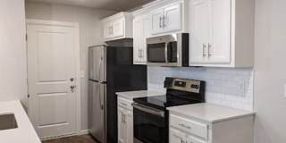 3 Bed 2 Bath 2 Car Duplex Freedom Villas in Midwest City, OK Gallery 27