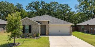 1008 N River Oaks Ln Gallery 1