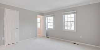 10332 MOCKINGBIRD POND Court Gallery 18